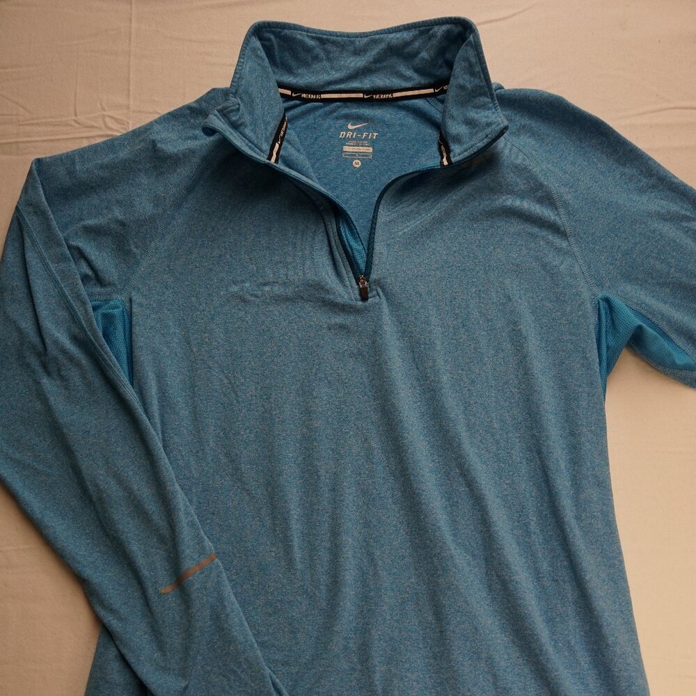 Men's DRI-FIT Nike Blue Light Sweater, Running Sweater, Size Medium